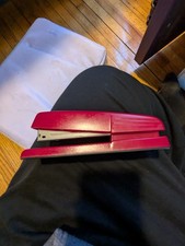- Stapler with Staples, Red, 1000 Staples, Desk Stapler, Metal, Standard, Staple