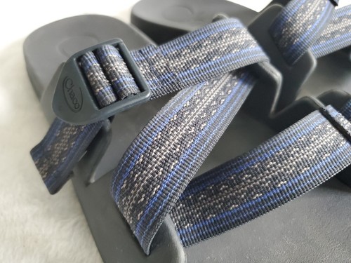 Chaco Chillos Slip On Sandals Men Size 12 Black w/ Blue Straps - Picture 3 of 7