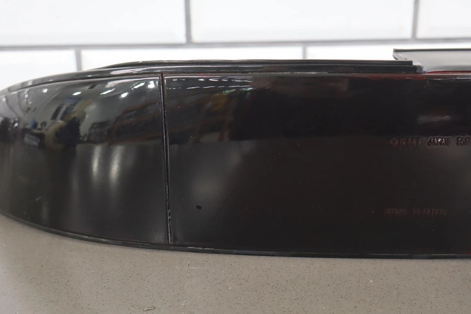 Luz trasera izquierda izquierda izquierda para conductor Mitsubishi 3000GT 91-99 envuelta en vinilo Foto 4 de 4