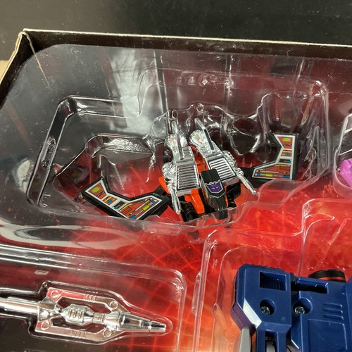 Transformers Universe Soundwave 25 Years Later 2009 SDCC Exclusive In Box - Used - Picture 9 of 11