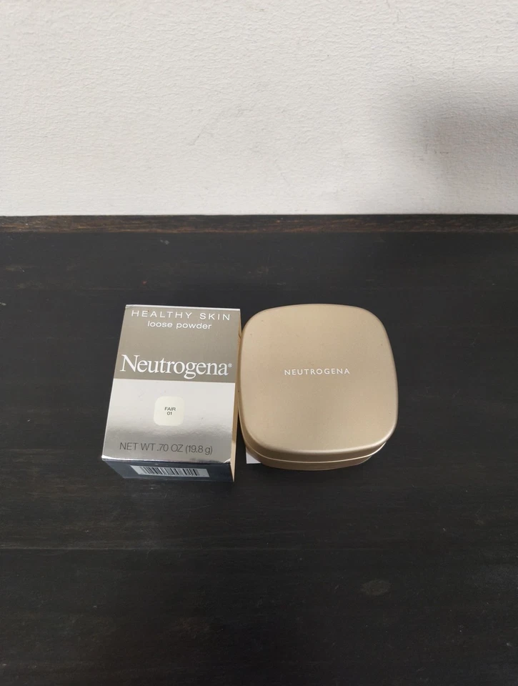 NEUTROGENA Healthy Skin Loose Powder .70 oz / 19.8 g FAIR 01 NEW - Image 3 of 4