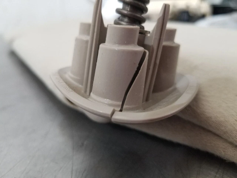 05 2005 GMC SIERRA 2500 LT JUEGO PARASOL BEIGE Foto 4 de 4