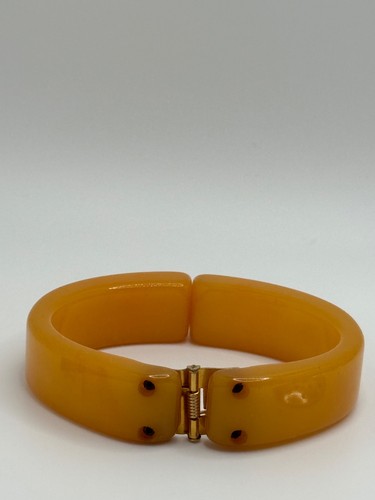 Vintage Butterscotch Hinged Clamper Bakelite Bangle Bracelet - Picture 9 of 13