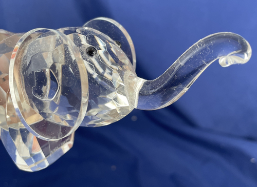 Handgefertigter Kristall Elefant Truck Up von Simon & Design - Bild 2 von 11