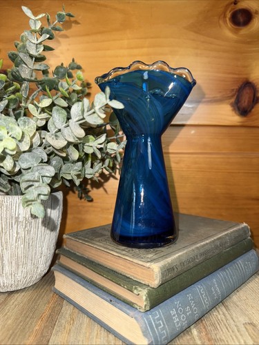 Vintage MCM Lefton Hand Blown Swirled Ruffle Edge Blue Glass 6 Inch Bud Vase - Picture 9 of 15