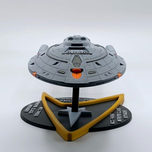 Star Trek Voyager 3D Printed Model -- 14" Detailed Collector's Replica Display - Picture 3 of 10