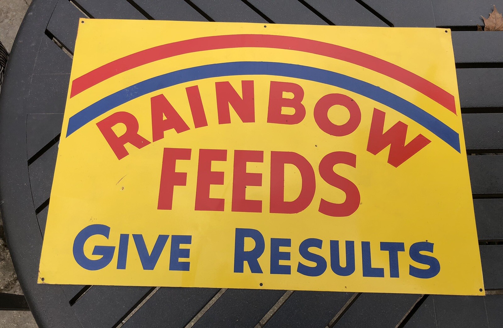 VINTAGE RAINBOW ANIMAL FEEDS METAL FARM ADVERTISING SIGN - OLD & ORIGINAL