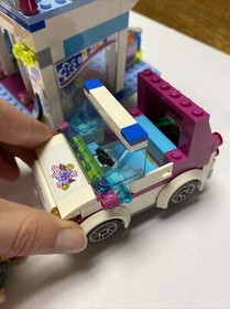 Lego Friends Heartlake Shopping Mall  41058 100% Complete With Figs And Manuals