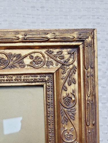 Vintage Ornate Gold Gild Design Picture Frame Wood 12.5 x 10.5 Holds 6.5 x 4.5 - Picture 7 of 13