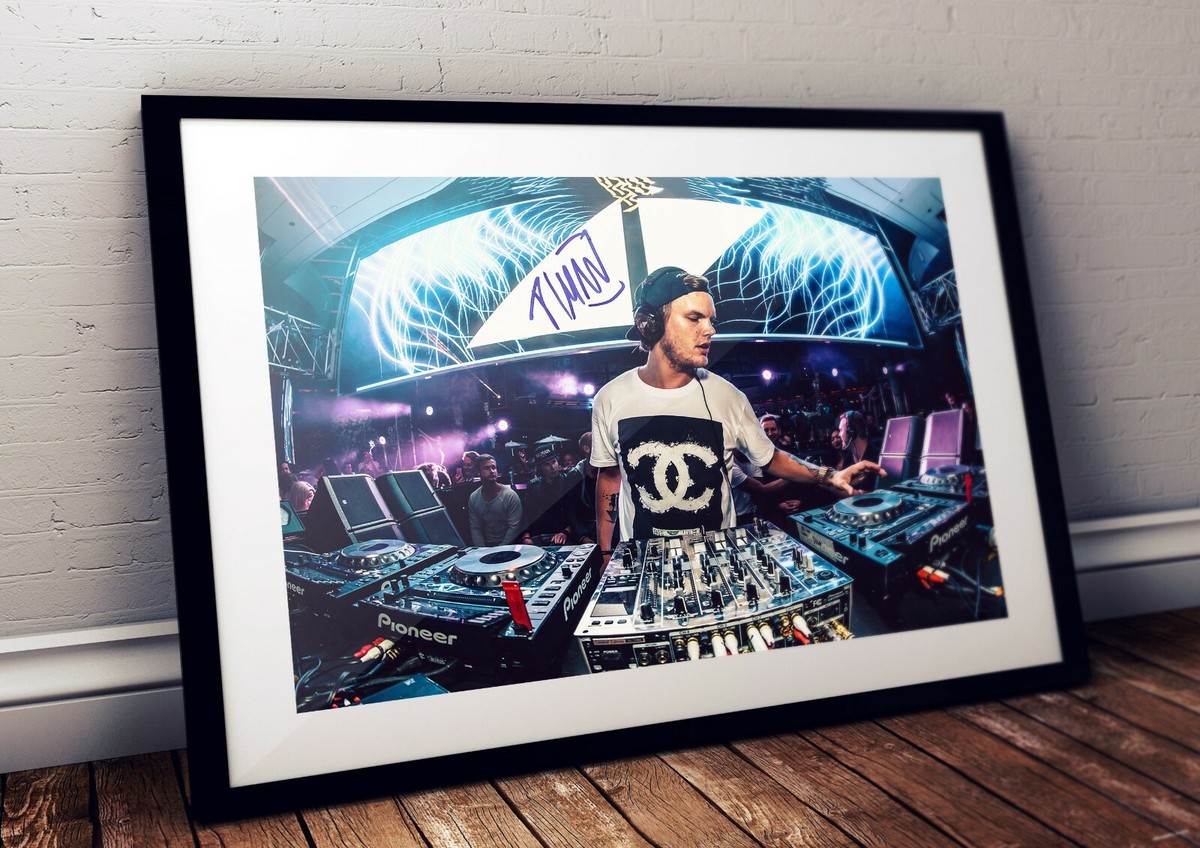 Avicii Live Onstage Autographed Poster Print. A3 A2 A1 Sizes | eBay