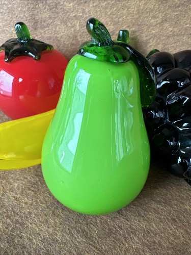 Four Vintage Murano Style Hand Blown Glass Fruit - Grapes, Banana, Pear, Tomato - Picture 15 of 24