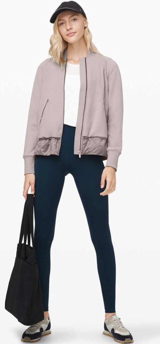 ルルレモンLululemon Swept Along ジャケット Sサイズぐらい
