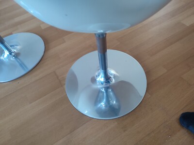 2 paar stühle schale eros design kartell