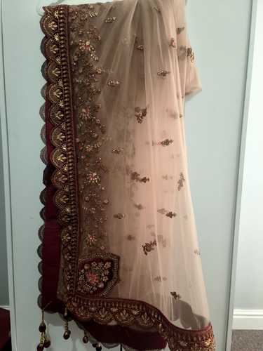 bridal lehenga in maroon with hand stitched work slightly used - Picture 5 of 7