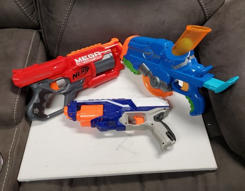 Nerf Toys - Lot of 3 - Buzzsaw - Mega Cybershot and Distruptor - Picture 3 of 6