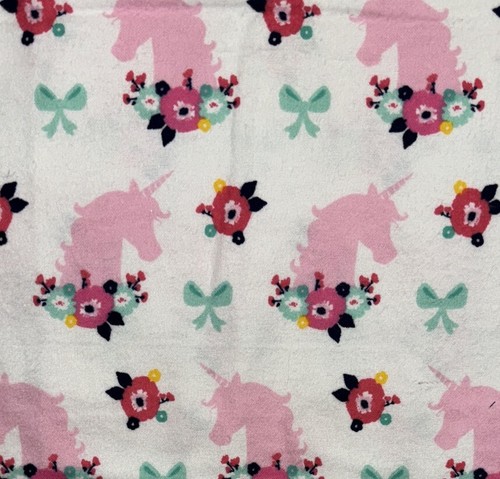 RESTOS DE TELA DE FRANELA Unicornio Floral 25" x 42" - Imagen 2 de 5