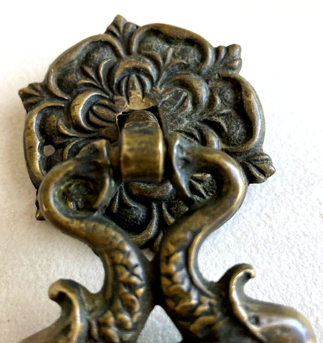 5 Antique Cast Metal Drawer Pulls Cherubs & Fish & Medallion - Picture 4 of 11