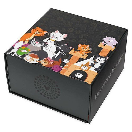 New Disney Dooney & Bourke I Love My Disney Cat LE 2500 Black Magicband - Picture 2 of 12