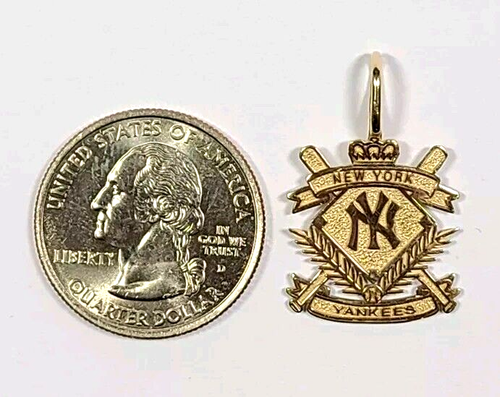 Michael Anthony 14k Yellow Gold New York Yankees Pendant - Picture 2 of 3