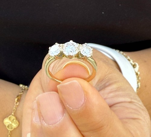 Round Diamond Engagement Ring Three Sone IGI Certified 14K Yellow Gold 2.00ctw - Picture 1 of 18