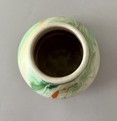 Signed NEMADJI USA POTTERY Arizona Green Orange 5 inch high VASE Free Ship MINT - Picture 4 of 9