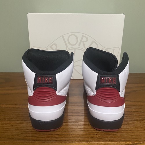 Air Jordan 2 Retro OG HERRENSCHUHE GRÖSSE 9,5 Chicago DX2454 106 - Bild 4 von 7