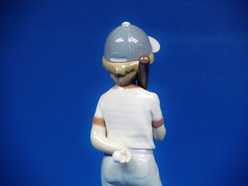 Lladro Porcelain Figurine # 7610 "Can I Play" Dated 1990. 8" Height - 第 5/13 張圖片