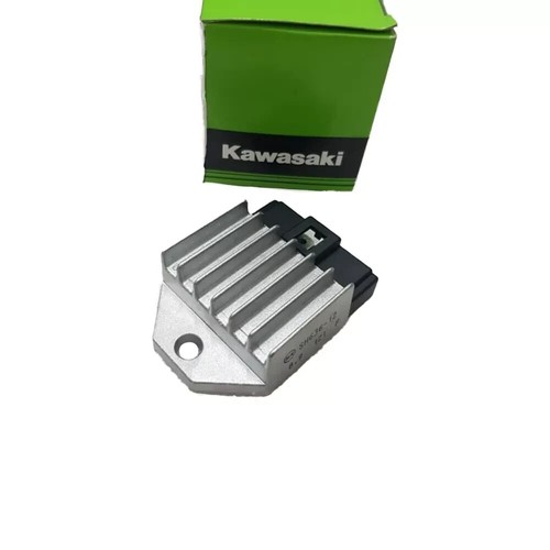 GENUINE KAWASAKI KLX 110 KLX110 2002 - 2009 VOLTAGE REGULATOR 21066-1086 - Picture 6 of 6