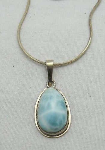 GORGEOUS ESTATE LARIMAR STERLING SILVER PENDANT NECKLACE, 16" long - Picture 1 of 7