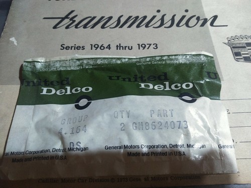 Corvette, Cadillac Chevy Turbo 400 Trans. Clutch Springs #8624073(Red) #8624101 - Picture 1 of 2