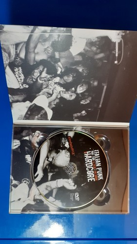Italian Punk Hardcore 1980-1989: Il Film | The Movie - Foto 3 di 3