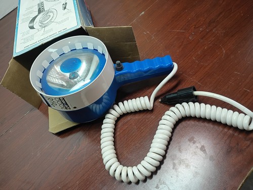 Optronic NIGHT BLASTER 12V Hand Spotlight 300,000 CandlePower Car Truck Boat - Picture 7 of 12