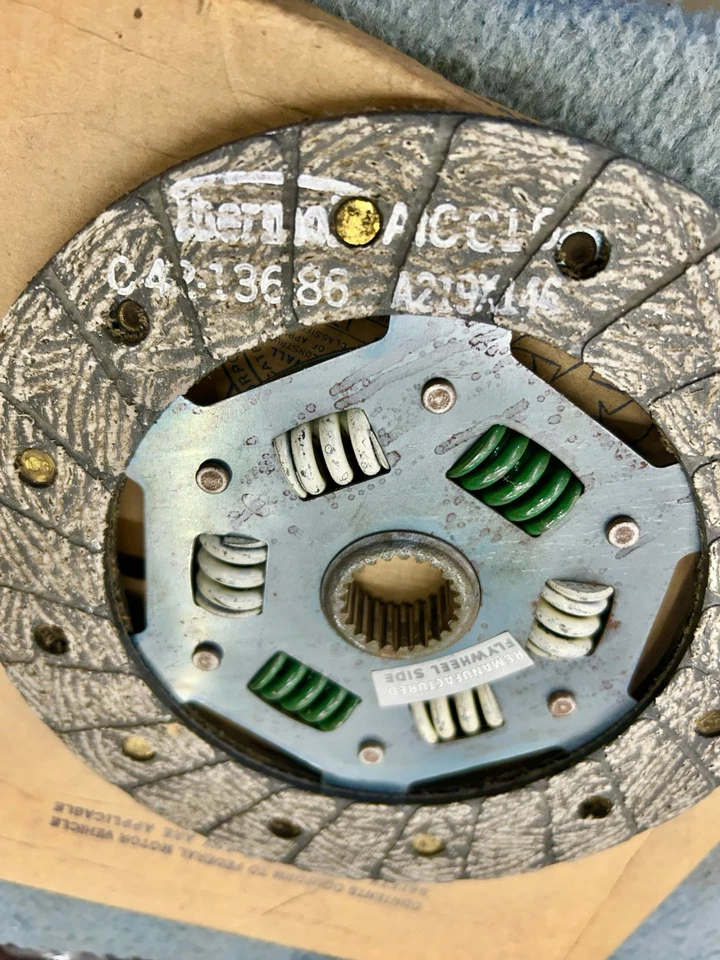 MONTAJE PLACA EMBRAGUE FORD D1FZ-7550-B 1971-80 PINTO BOBCAT NUEVO DE STOCK Foto 4 de 4