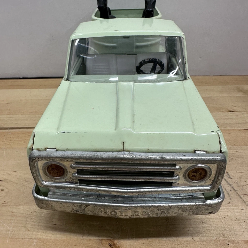 Camión de colección 1965 Tonka Farms Laurel Green Horse Hauler con 2 caballos Tonka Foto 4 de 4