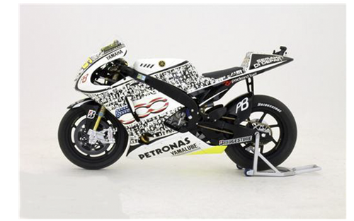 MINICHAMPS PMA 122103246 BIKE YAMAHA M1 MOTO GP SECA 2010 FIAT TEAM ROSSI 1/12 - Imagen 2 de 2