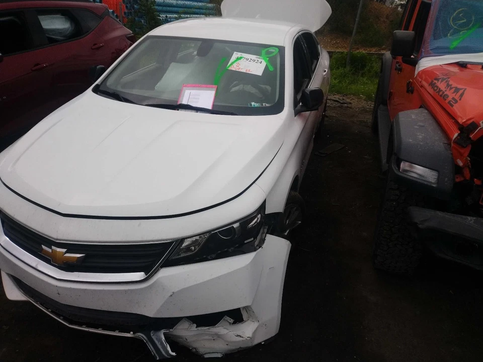 2016 Chevrolet Impala Body Control Module OEM 13587704 133k Miles Foto 3 de 4