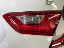 16-24 CHEVY MALIBU Tail Light Assembly Right INNER ONLY INCANDESCENT 23508092
