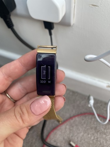 Ladies Fitbit Inspire HR, Well Used But In Full Working Order, One Size - Picture 7 of 9