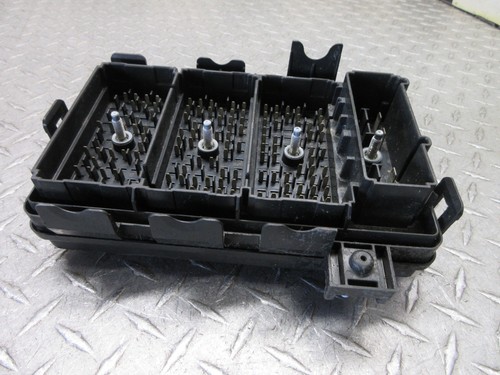 05-07 2005 2007 Chevrolet C6 Corvette UNDER HOOD FUSE BOX LS2 10355736 6.0 - Picture 15 of 20