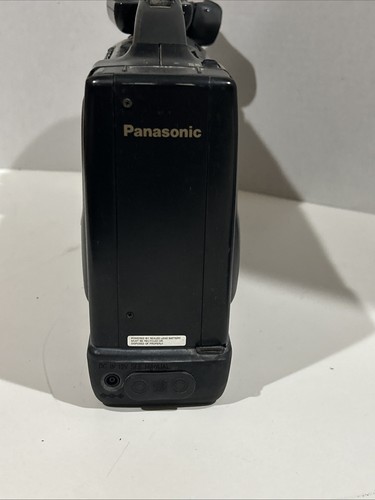 Vtg Panasonic Omni Movie VHS PV-910 Camera With Charger, No Battery For Parts - Picture 7 of 13