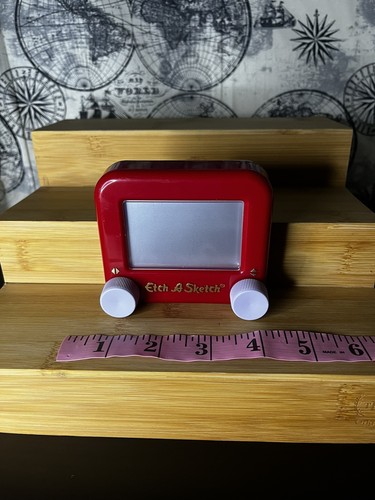 Spin Master Etch-A-Sketch Classic Mini Pocket Version - Red, Tested Works - Picture 6 of 6