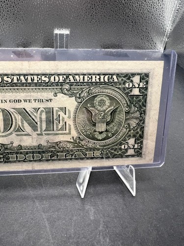 1988 USA $1 TREASURY REPLACEMENT NOTES  X 2 SN # B06086773** & F03071944* - Picture 10 of 11