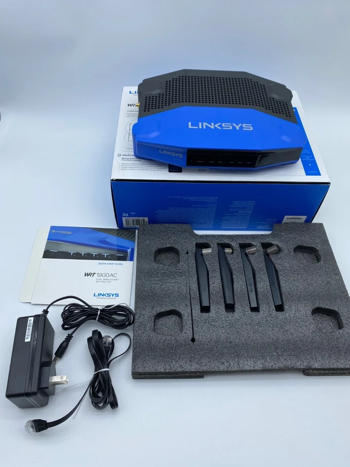 Linksys WRT1900AC Dual-Band Wi-Fi Router – 1300 Mbps, 4-Port Gigabit, NEW - Image 2 of 4