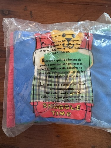 Vintage 1993 snuggle time soft baby book activity Sensory Discovery Toys NWT
