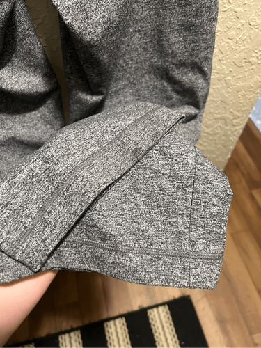 Lululemon Grey Pants Men’s Size Large - Picture 15 of 16
