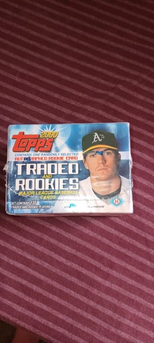 2000 TOPPS BASEBALL TRADED AND ROOKIES FACTORY SEALED SET - Picture 3 of 4