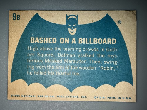 1966 Topps Batman serie B (logotipo de murciélago azul) golpeado en una valla publicitaria 9b - Imagen 2 de 2