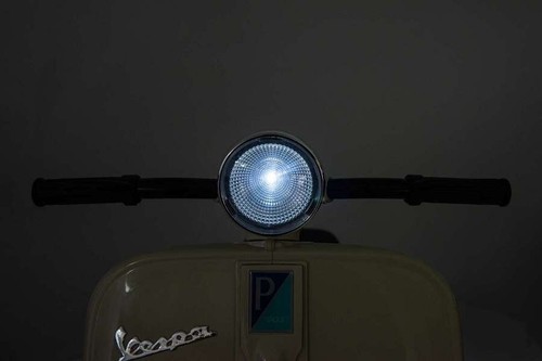 VESPA 150 VL1T Lizenziert mit 12V Akku, Ledersitz und EVA Reifen - Bild 5 von 12