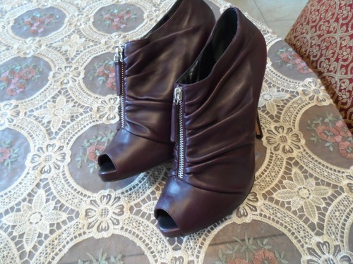Co Op Barnes New York Deep Purple Ruched Peep Toe Ankle Boot Size 40B US10 - Picture 6 of 12
