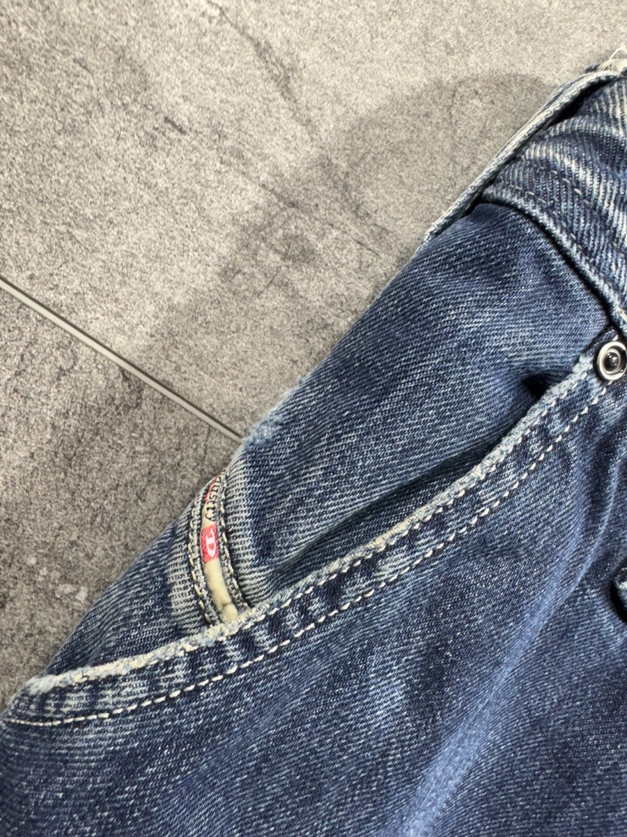 DIESEL  ディーゼル W33  L32 Diesel Lugger Mens Jeans Size W33 L32 Straight Regular